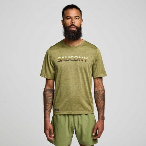 Saucony Stopwatch Graphic Short Sleeve Men's T-Shirt Olive | NEW ZEALAND CPMVY